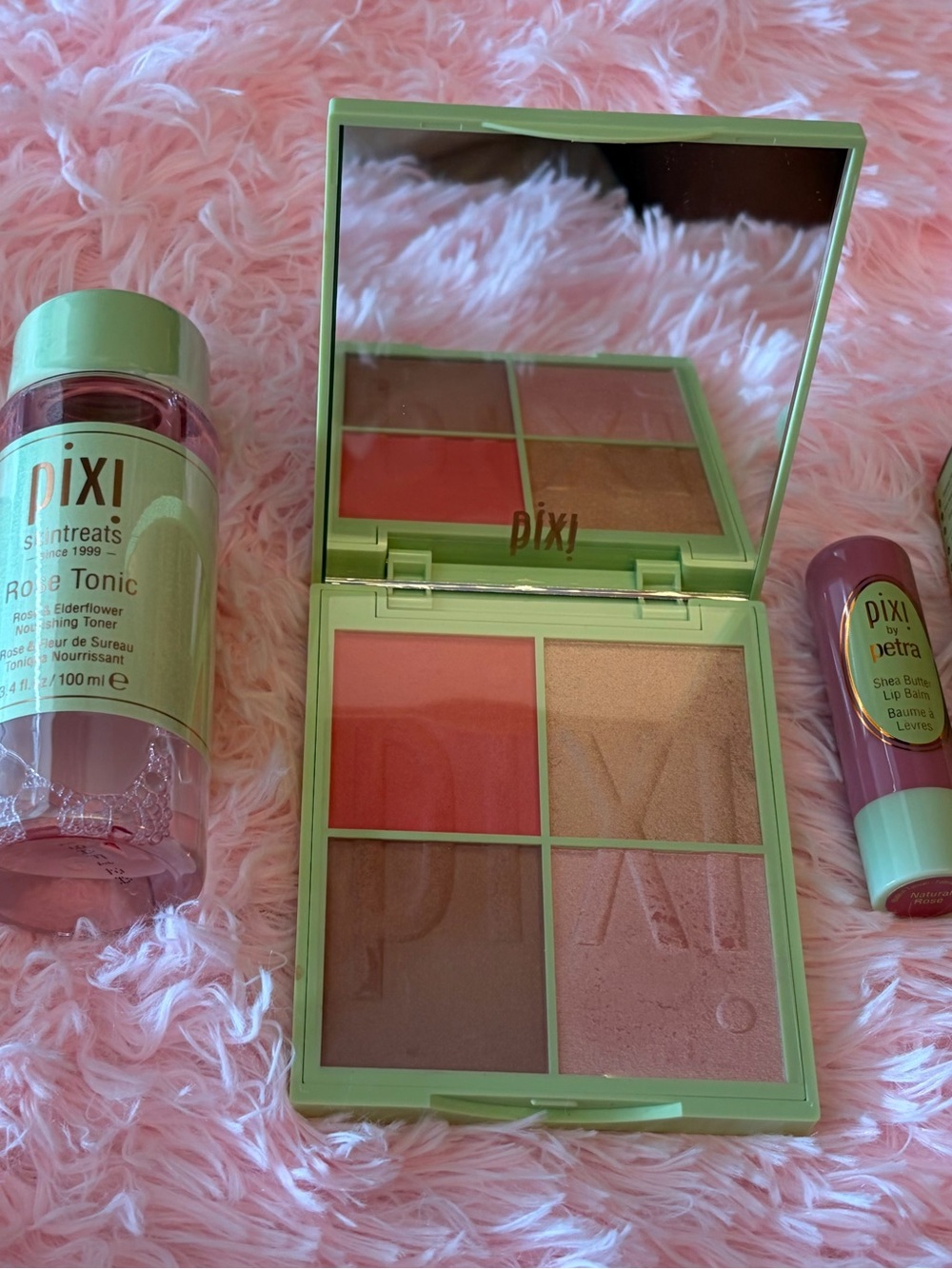 Pixi Blush Palette plus Rose Tonic and glow toner and otg Blush *NEW*